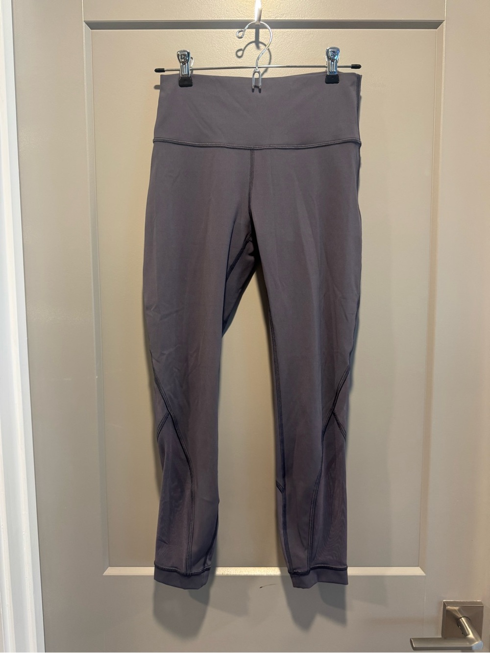 lululemon mesh 5/8 length size MediumCharcoal Gray High-Waist Leggings